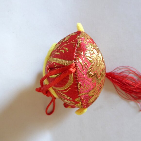 VINTAGE 12” CHINESE SATIN NEW YEAR YEAR OF THE MONKEY PLUSH ORNAMENT - Picture 9 of 10